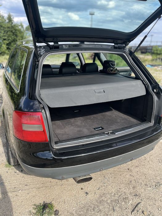 Audi A6  2.4 v6 c5 zadbane skura