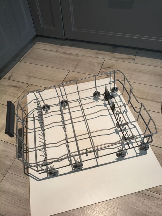 Oryginalny kosz szufladowy dolny Beko typu wąskiego