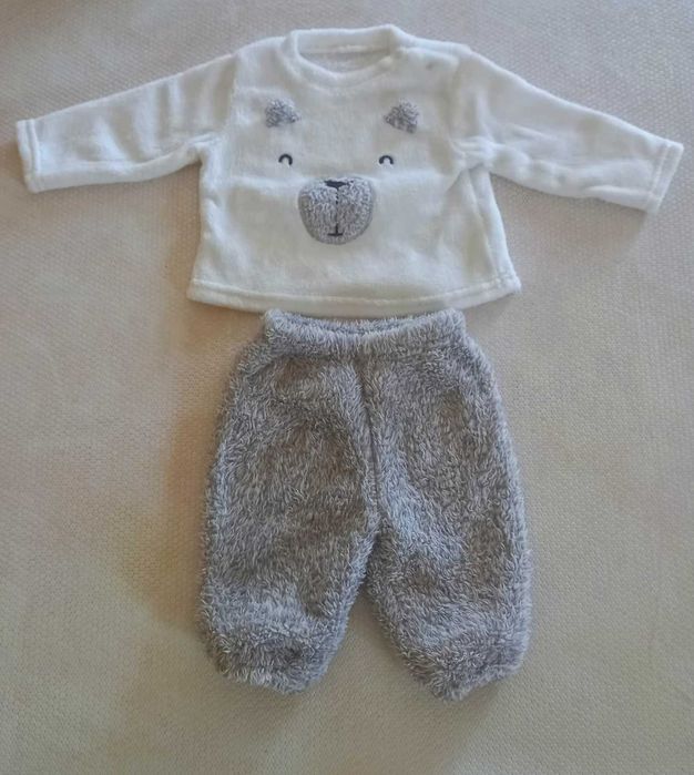 Pijama quente menino entre os 3 e os 6 meses