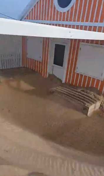 Limpeza de Areia em Cabana de Praia