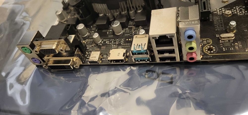 Płyta główna ASUS PRIME B360M-A + Procesor Intel i5-9400F