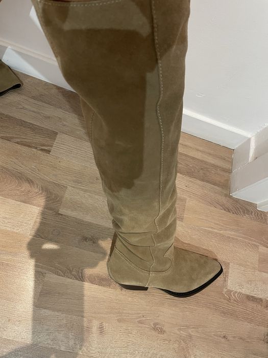 Zara botas altas  novas beges de camurca n.37