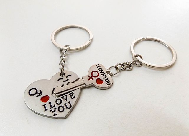 Porta chaves moderno Love