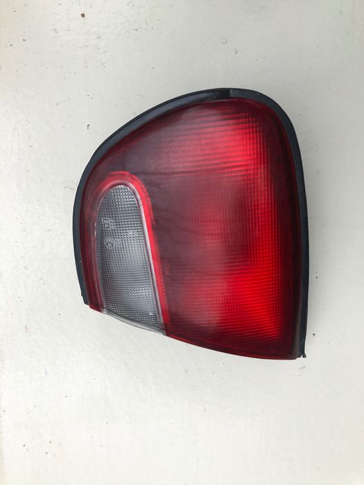 Задні фари Mazda Xedos 6