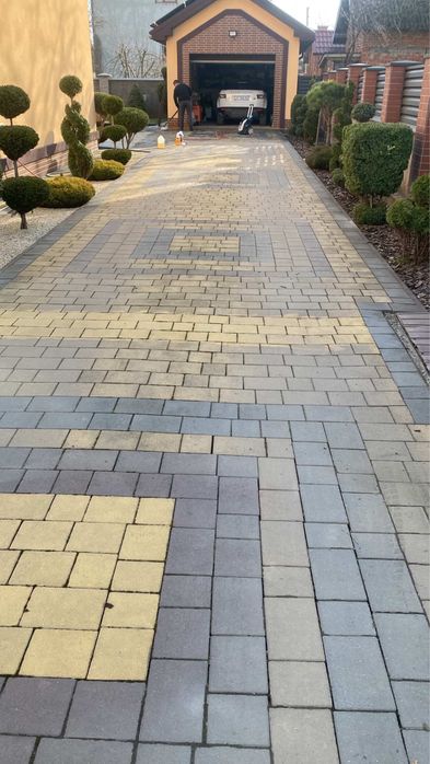 Миття бруківки | Чистка плитки | Мийка високого тиску