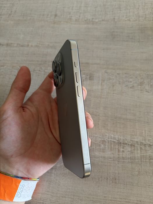 Iphone 15 pro 128 Gb