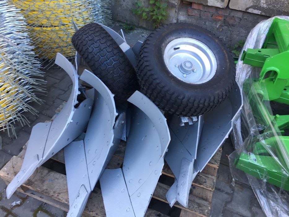 Оборотний плуг Bomet, плуг, польський плуг, оборотний