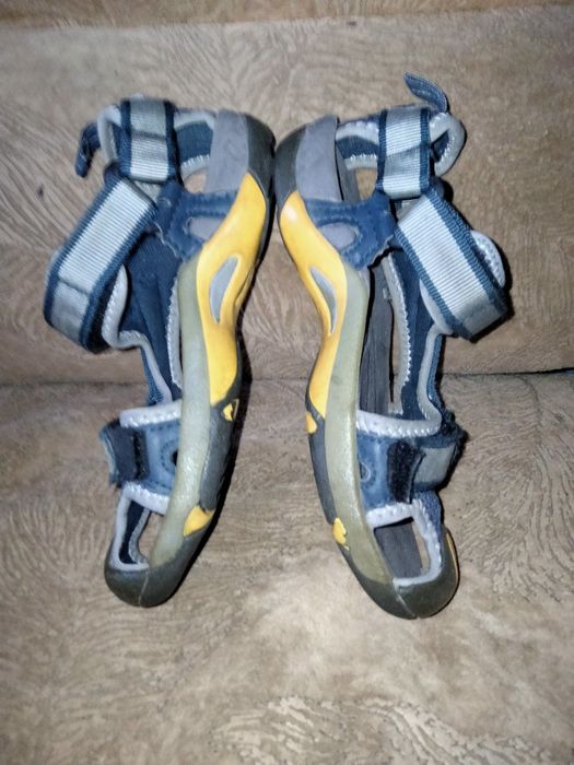 Сандалі Teva 29 р(18 см)