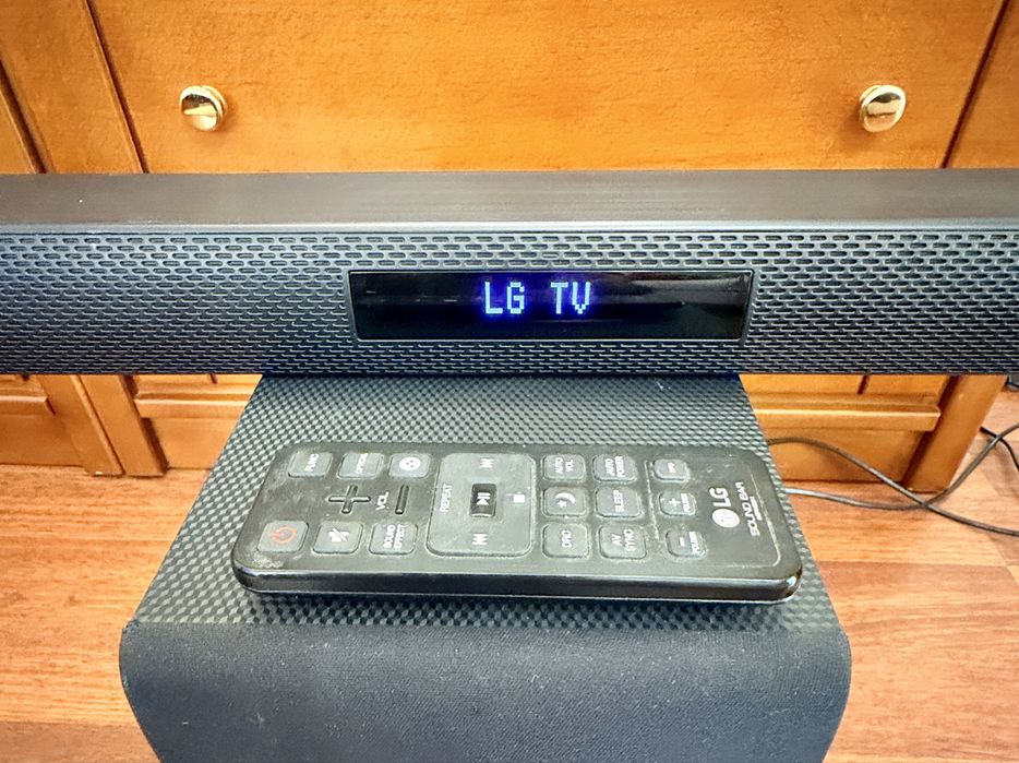 Barra de Som LG LAS450H