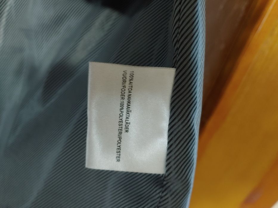 Куртка шкіряна б/у.