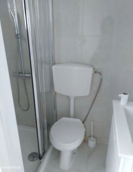 Excelente Apartamento de 4 assoalhadas sito nas Avenidas Novas