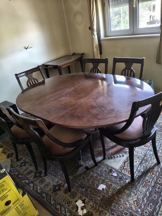 Mesa de jantar com 6 cadeiras
