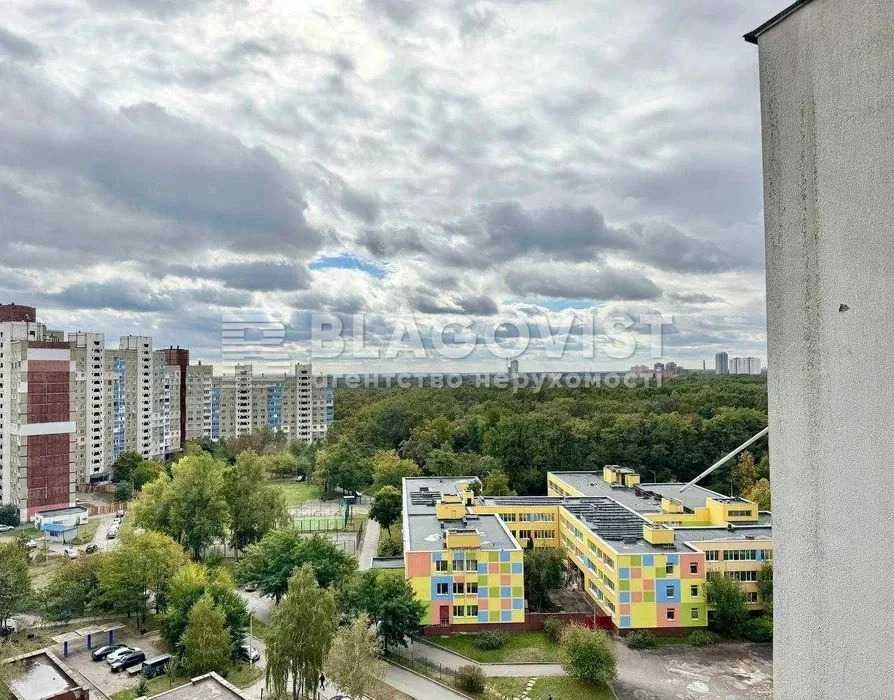 Продаж 2 кім кв вул. Заболотного, 28 Голосіївський р-н Метро Теремки Сертифікат розглядаємо
