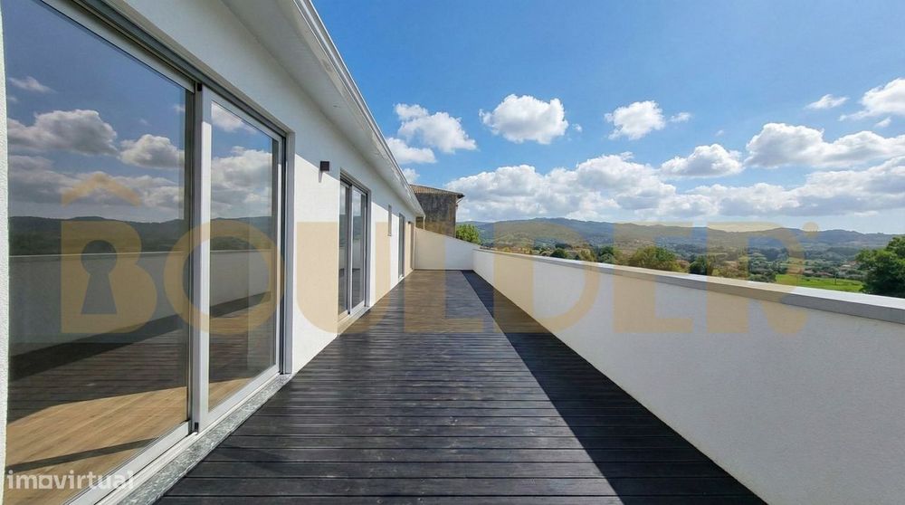 Apartamento T3 com Terraço em Amares