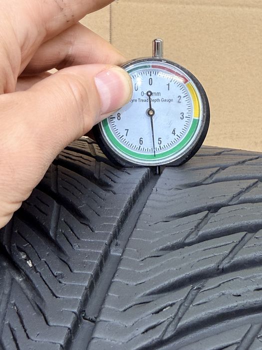 Michelin Pilot Alpin5 235/45/18 kpl 4 szt rok 2020 bieżnik 5,0-6,5 mm