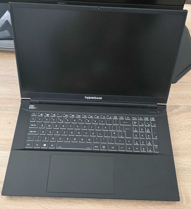 Laptop Hyperbook SL705 / 32GB / M.2 SSD 1TB / M.2 SSD 500GB / RTX3080 Ti