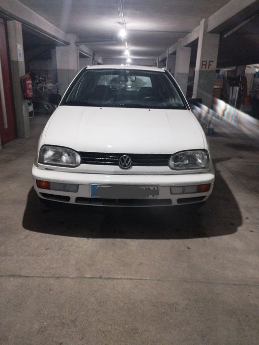 Golf 3 1.9 D -> para venda