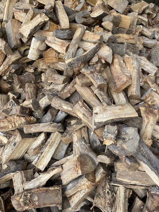 Venda se lenha de Eucalipto e de Sobreiro