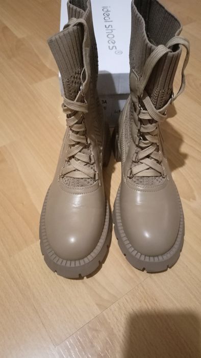 Buty damskie zimowe