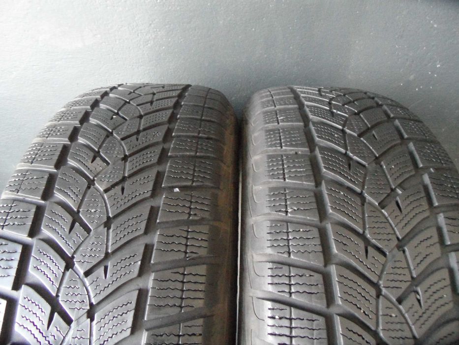 82 opony zimowe 215/65/17