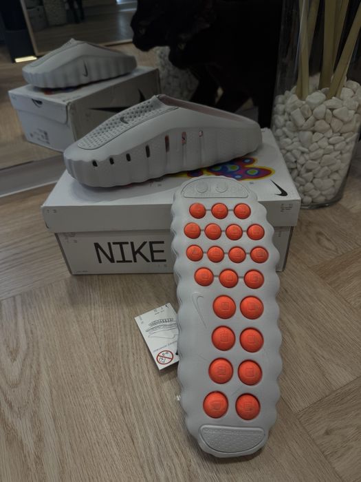 Тапки Nike mind 001 - сірі 40 р., чорні - 37,5 р.