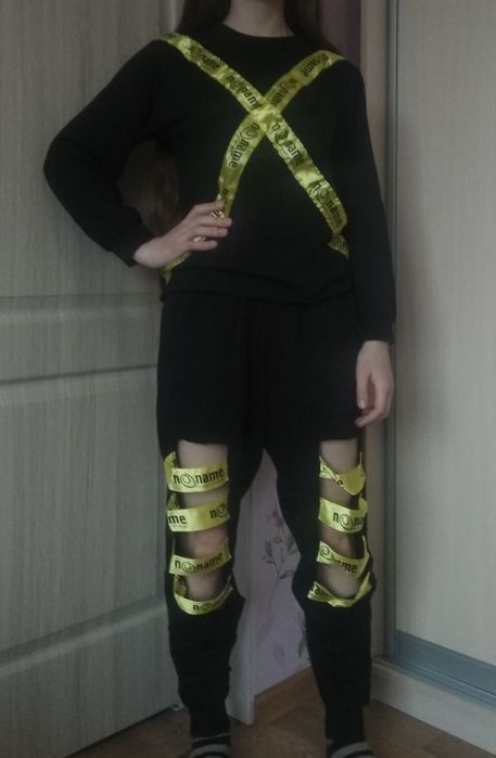 Костюм для занять хіп-хопом