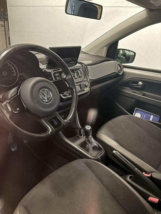 Carro Volkswagen UP! 66mil Kms Gasolina — photo 4