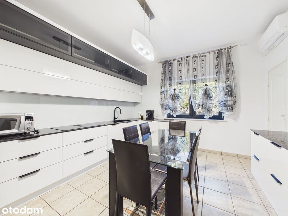 Dom wolnostojący 153 m2 plus garaż 27m2