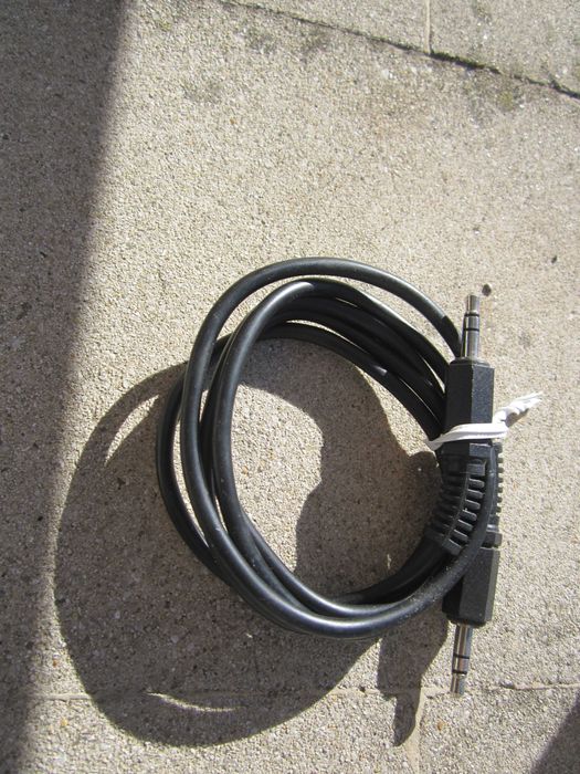 Cabo preto Jack 3.5mm audio macho-macho 91 cm