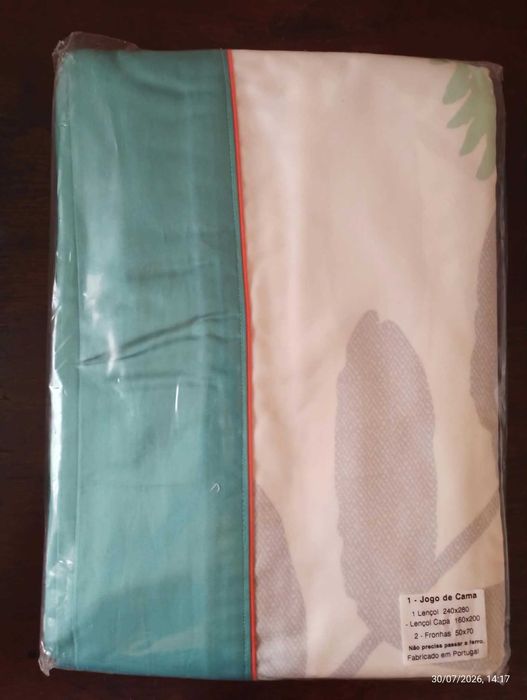 Lençóis de cama de casal completos. Novos.