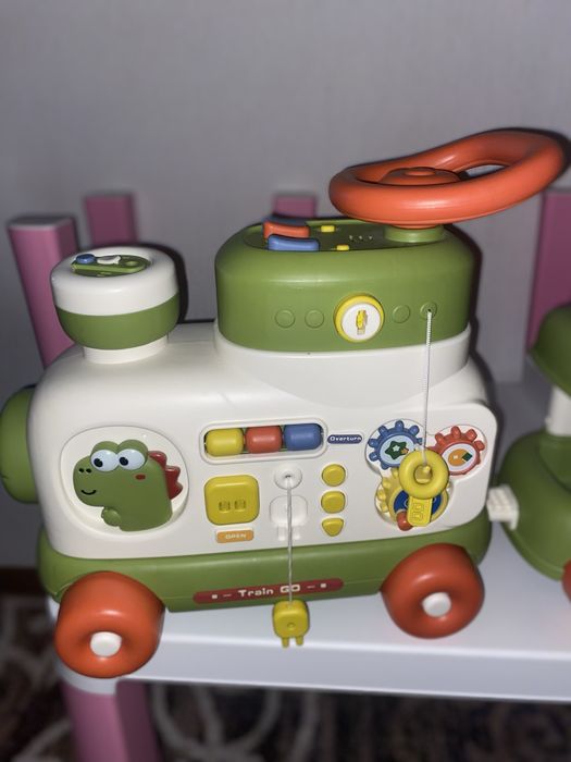 Паровозик дитячий