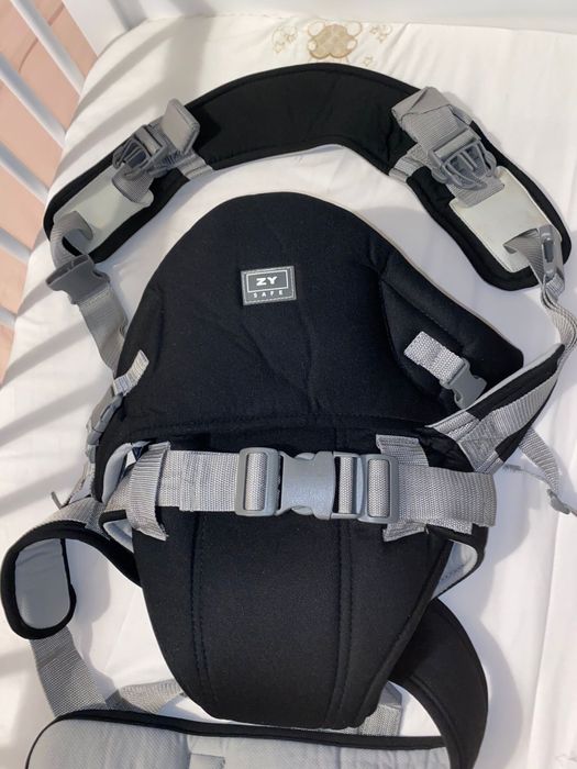 Vendo Marsupio da Zippy totalmente novo.