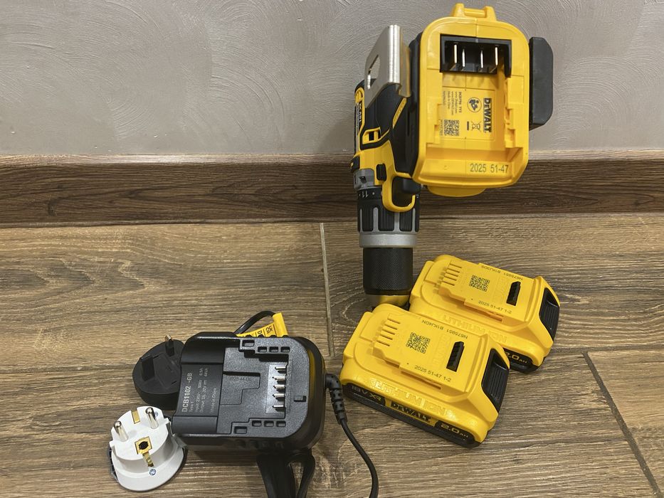 Комплект DeWalt DCD796D2W