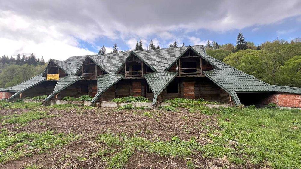 4 спарені котеджі з дерев'яного зрубу в селі Тухля!