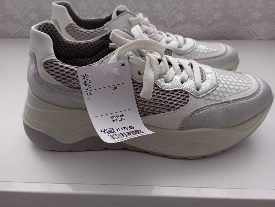 Buty markowe Igi&co nowe