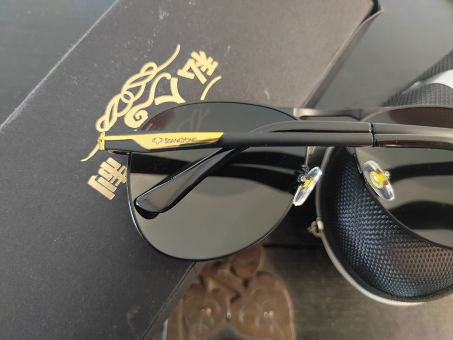 Nowe okulary pilotki dedykowane marce  Ssangyong z etui Mercedes