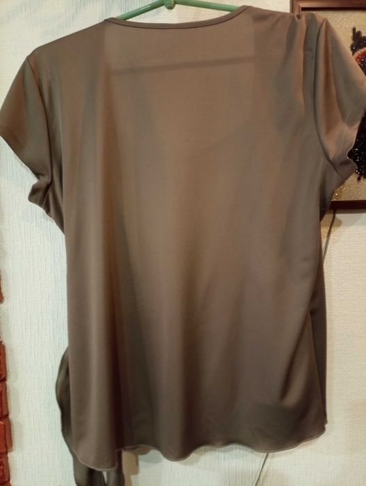 Женская футболка на запах, р 50-52