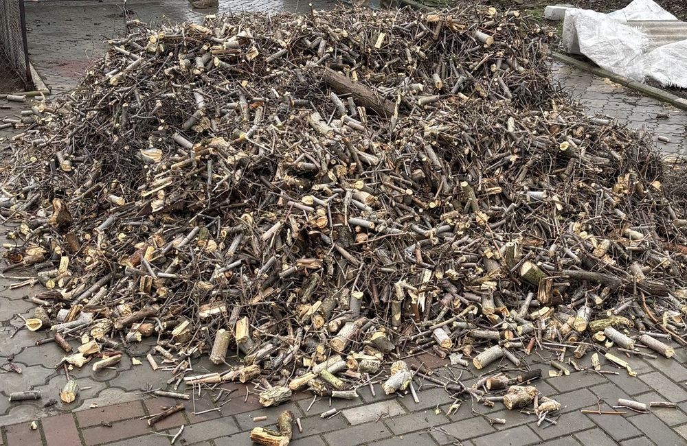 Продам подрібнені гілки