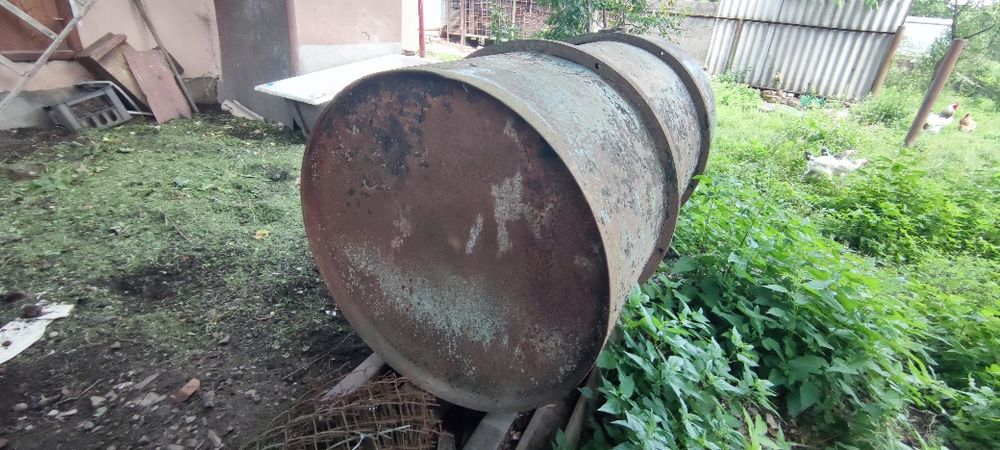 Бочка   металева.