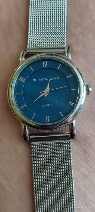 Продам наручні годинники.