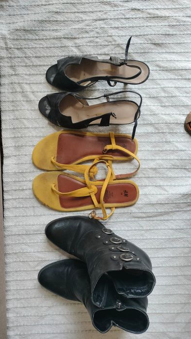 Sapatos usados varios tipos