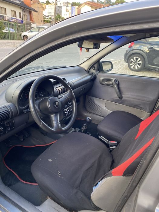 Opel corsa-B 1993