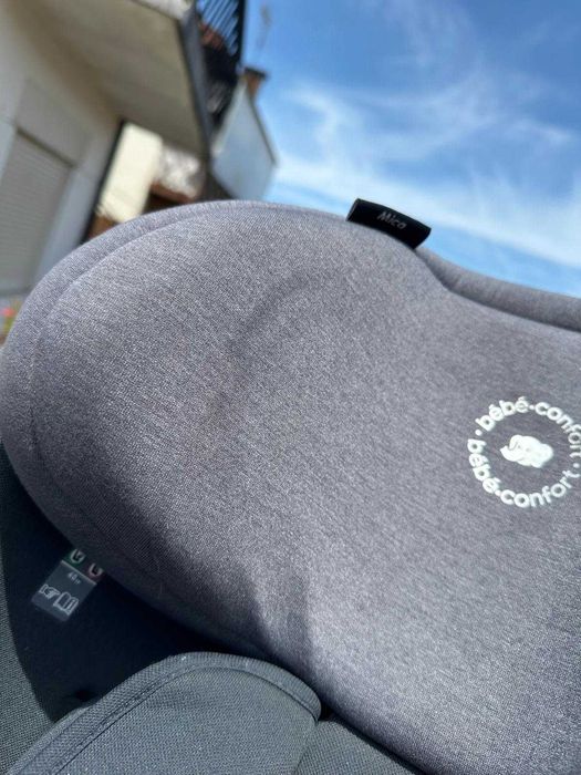 Cadeira auto 'Mica' da Maxi-Cosi c/ ISOFIX