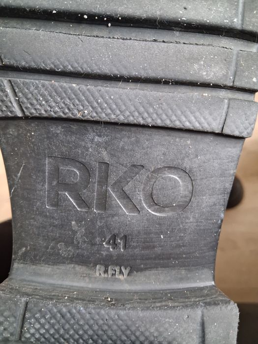 Buty  ryłko skórzane
