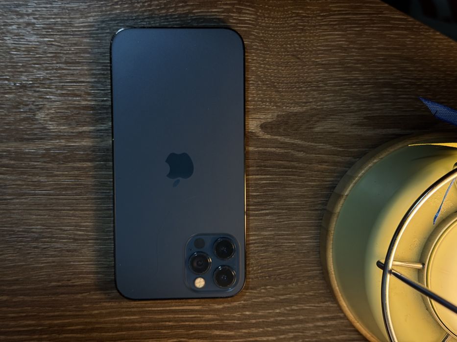 Iphone 12pro 256gb акб 82%