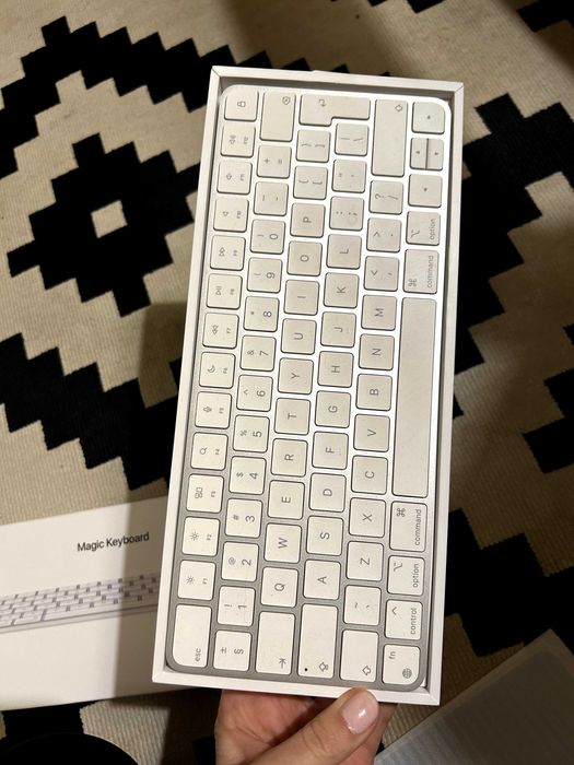 Magic Keyboard Apple
