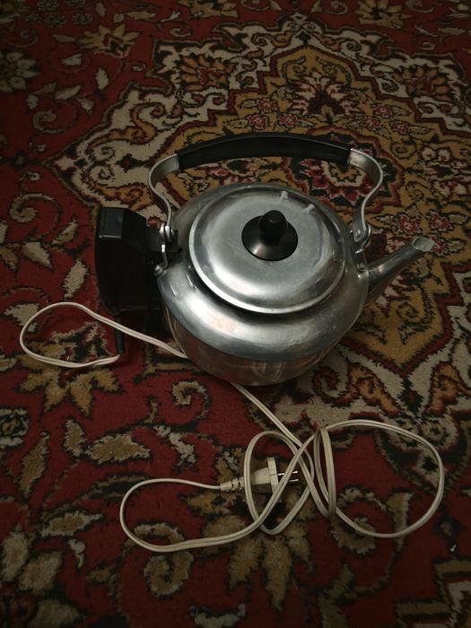 Електрочайник вінтаж