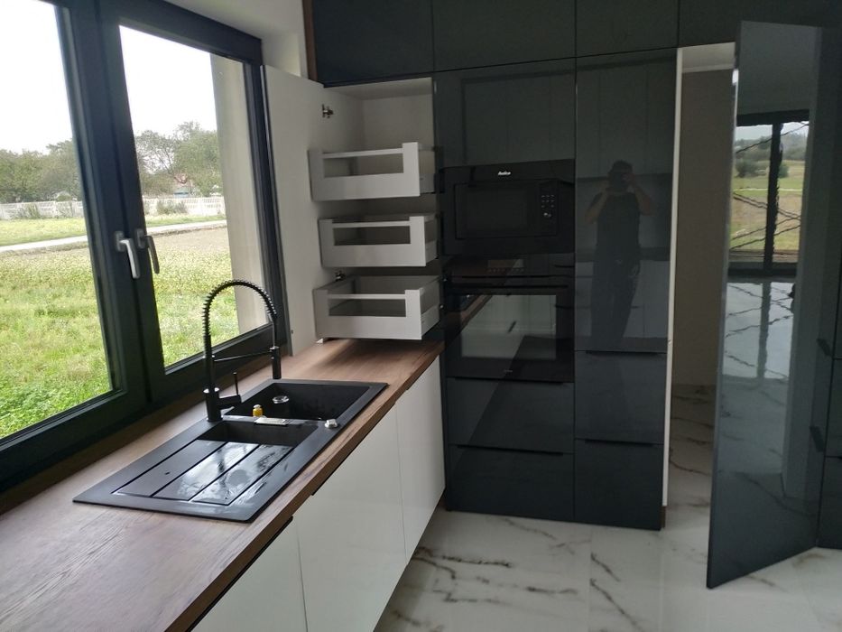 Kuchnie na wymiar Meble do całego domu