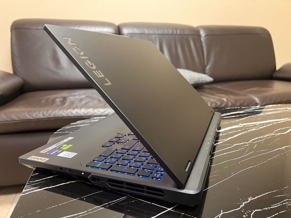 Legion Pro 5 16IRX9 QHD I9-14900hx Rtx4070 Ddr5-32