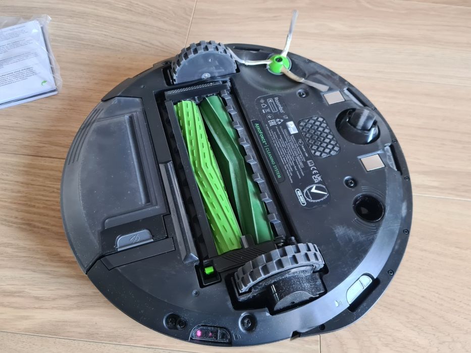 iRobot Roomba i7